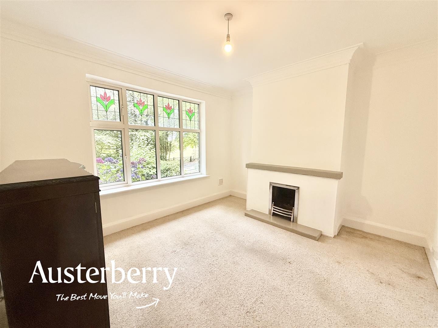 3 bed property in Lightwood Road, Stoke-On-Trent